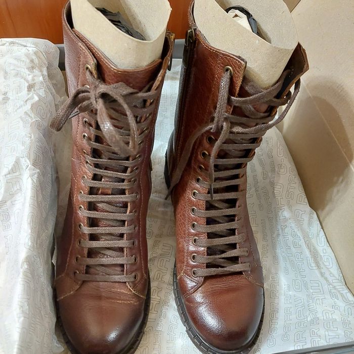 Боти от естествена кожа