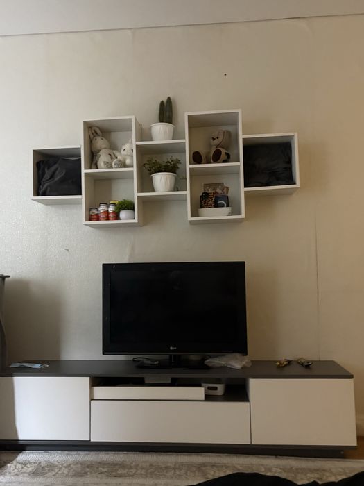 продам тумбу и полку