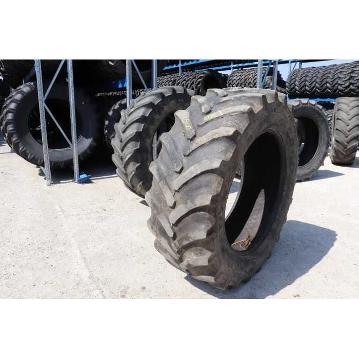 Anvelope Goodyear 540/65R38 pentru JCB și Renault.