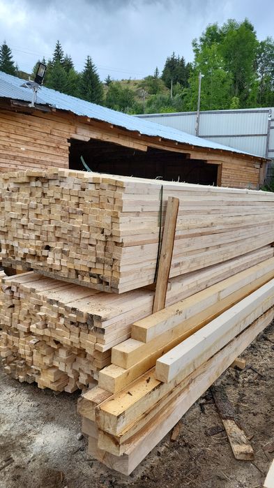 Vând cherestea răşinoase