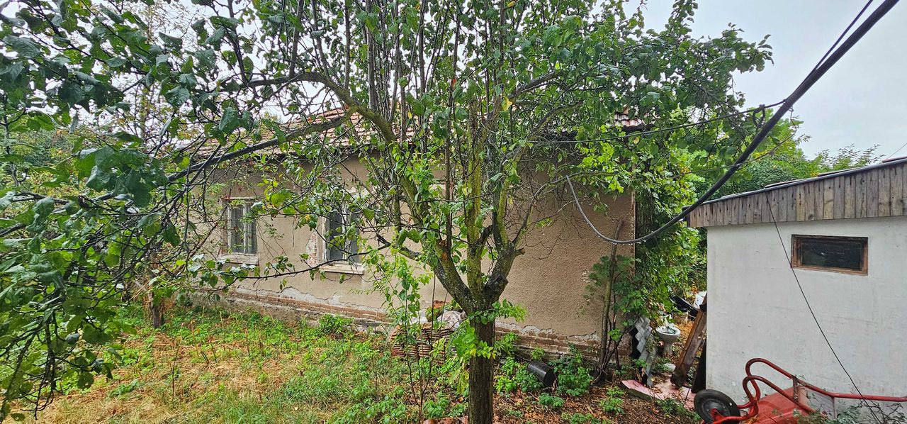 Продава се Къща в с. Ярджиловци, Област Перник - 95 кв.м за 864 €/кв.м - Снимка #2