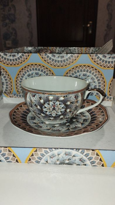 Продаются чайный чашки в подарочной упаковке