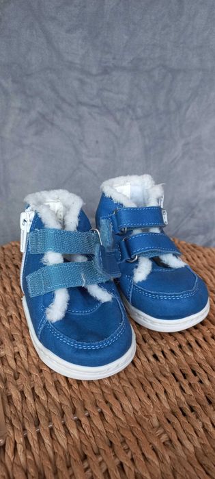 Зимни обувки с мека подплата