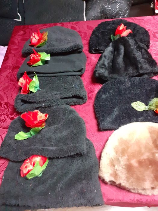 Калпаци Астраган и еко  плат  .Паяс. автентичен