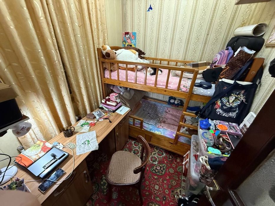 * ФАРХАДСКИЙ 1в2/4/4 Чиланзар 12 квартал Продаётся квартира