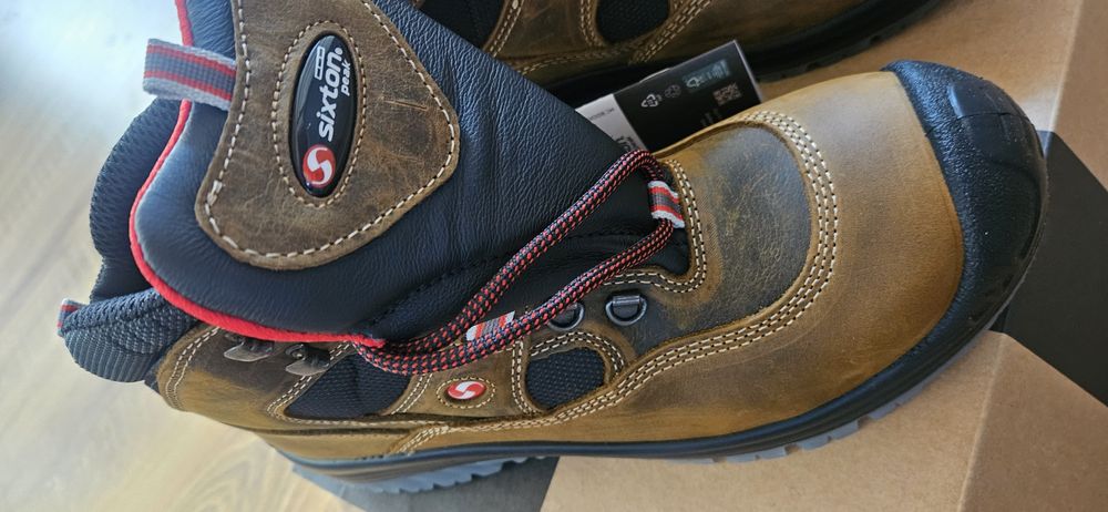 Pantofi / Bocanci de protectie Sixton nr. 41