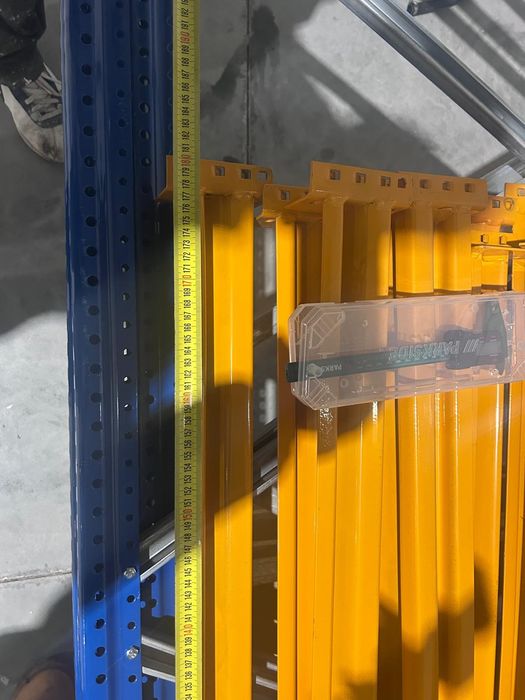 стелажи за склад