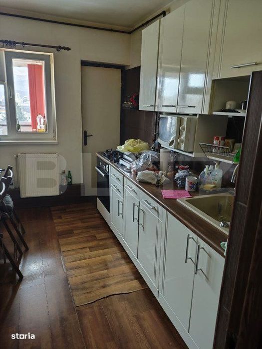 Apartament 4 camere, 2 bai, 2 balcoane, 92 mp, loc de parcare, zona As