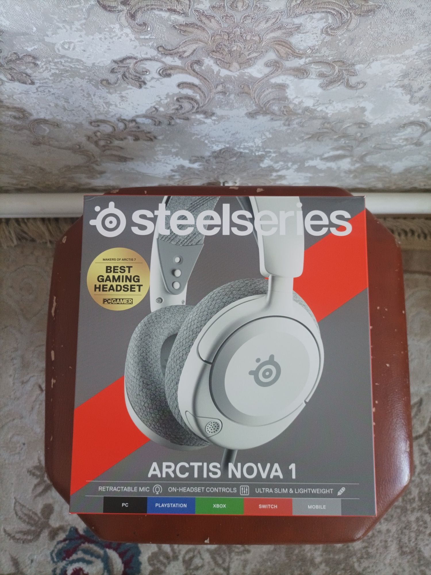 Steelseries Arctis Nova 1
