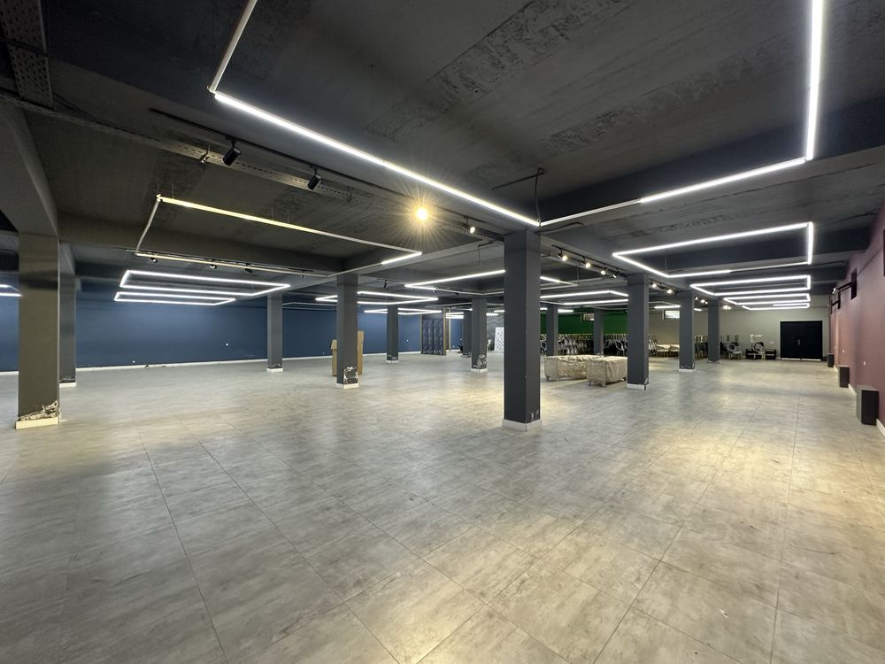 Аренда под show room,спорт зал,клиника и т.д. Вдоль дороги | 800м²