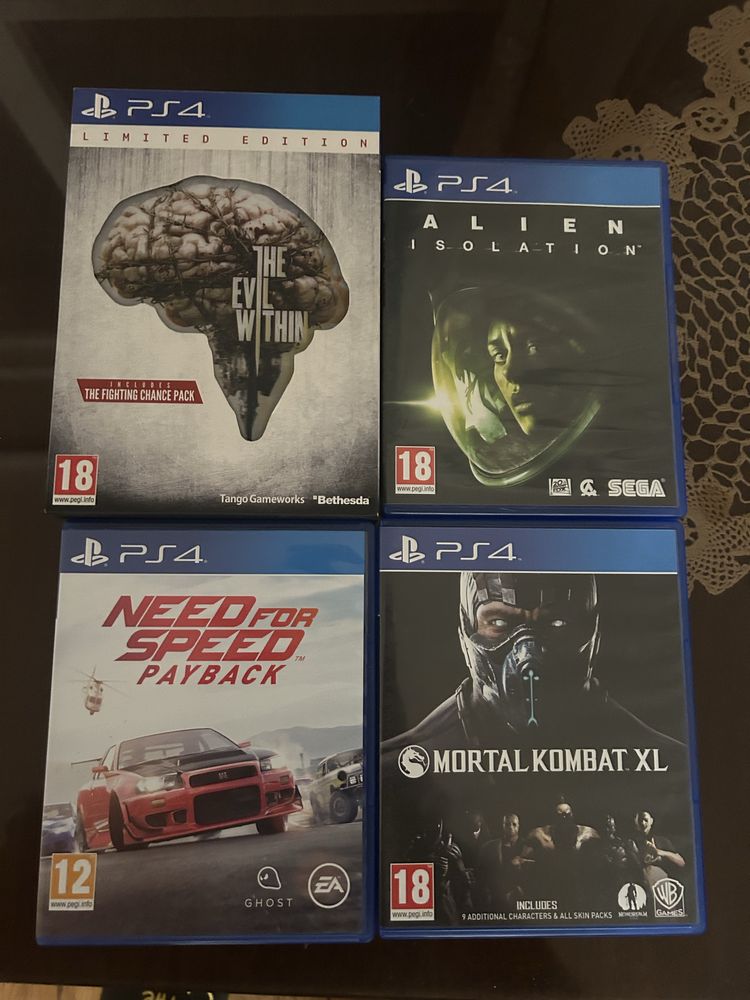 Конзола Playstation 4