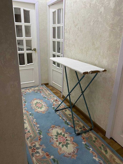 Сдам евро квартиру на Садыка Азимова ц1