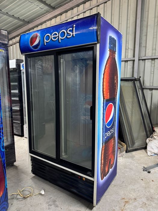 Vitrina frigorifică verticală dublă