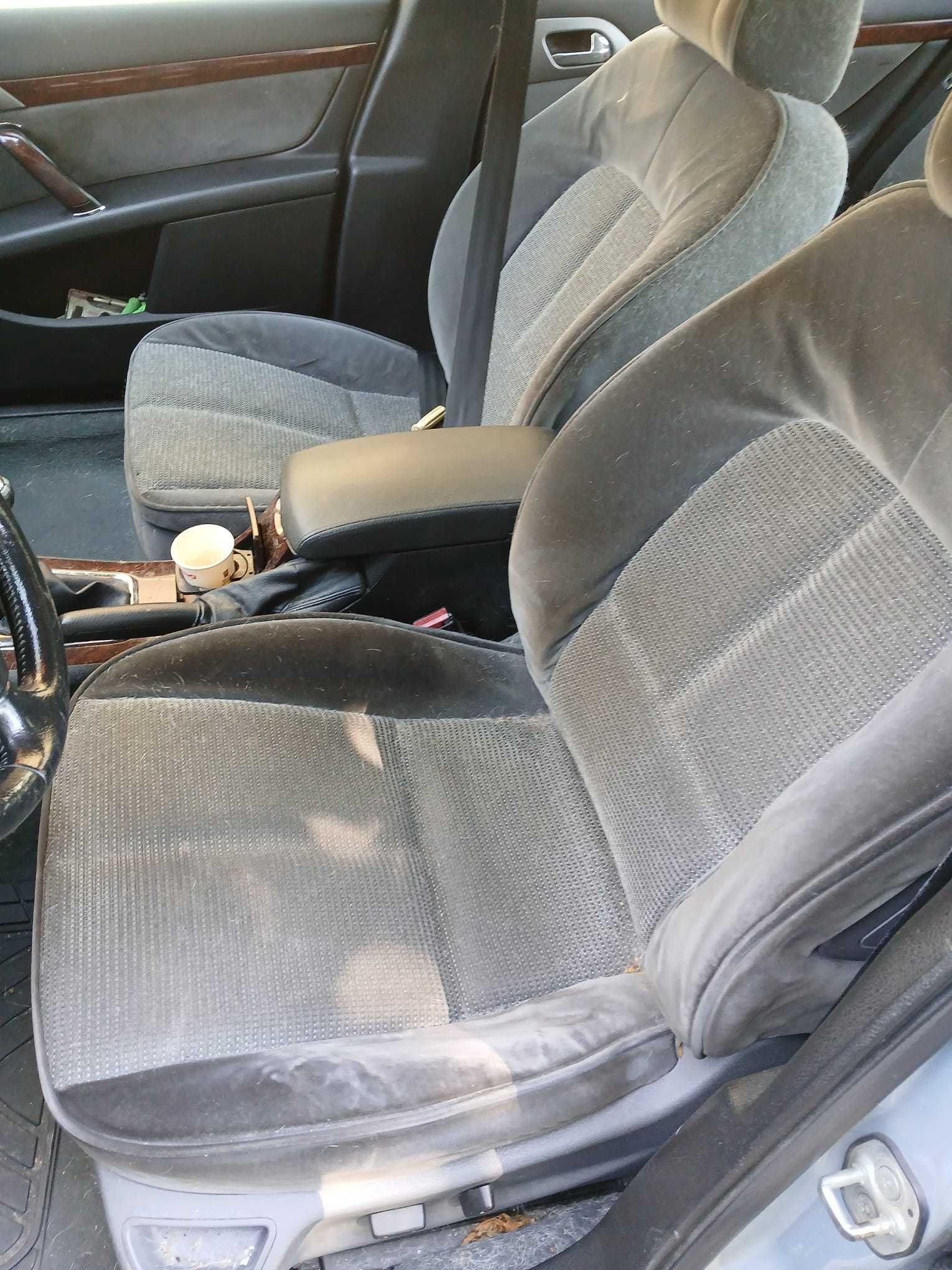 Peugeot 407 2,2 16V, Пежо 407 на части!
Януари 2005