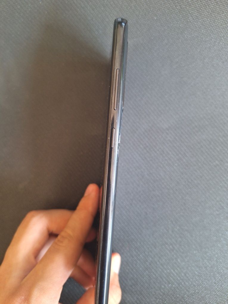 Samsung A9 138gb