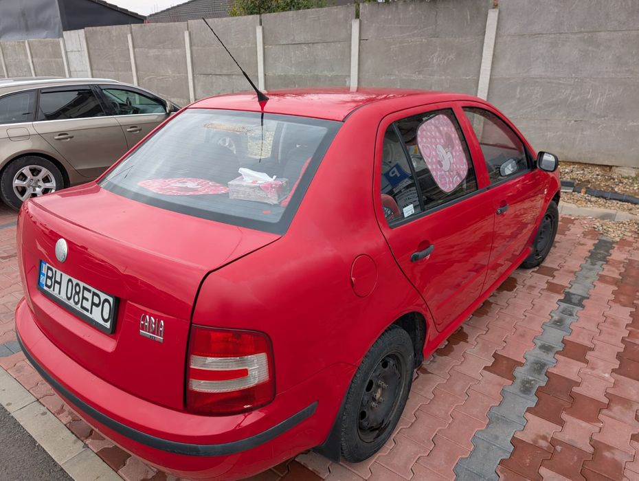 Vand skoda fabia din 2006 motor 1,2 benzina unic proprietar
