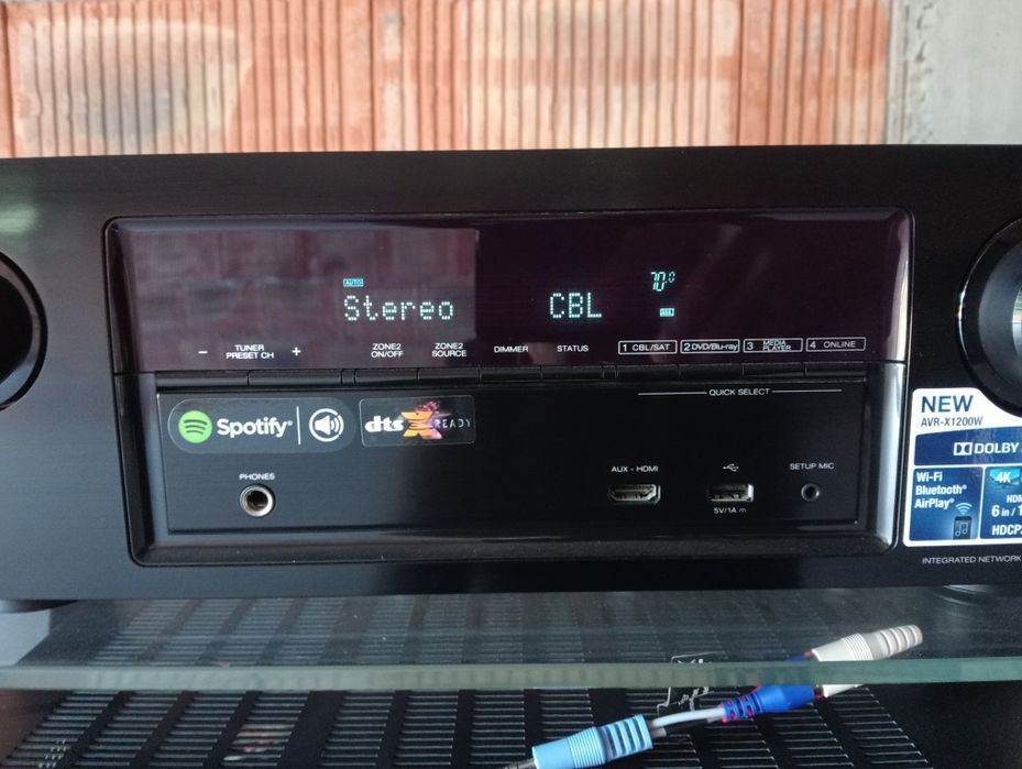 Vând. Onkyo și Denon