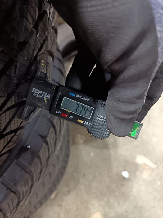 Anvelope MS iarna 225 55 17 bridgestone runflat 2020 și 2021 6.3-7.5mm