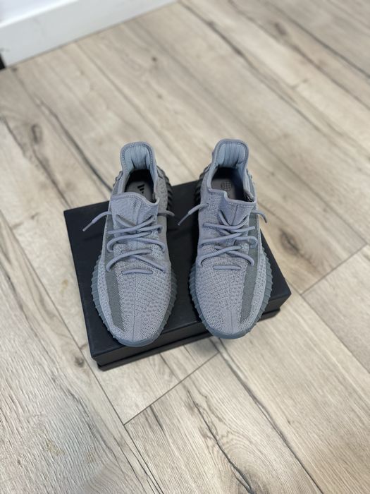 Yeezy 350 V2 Steel grey