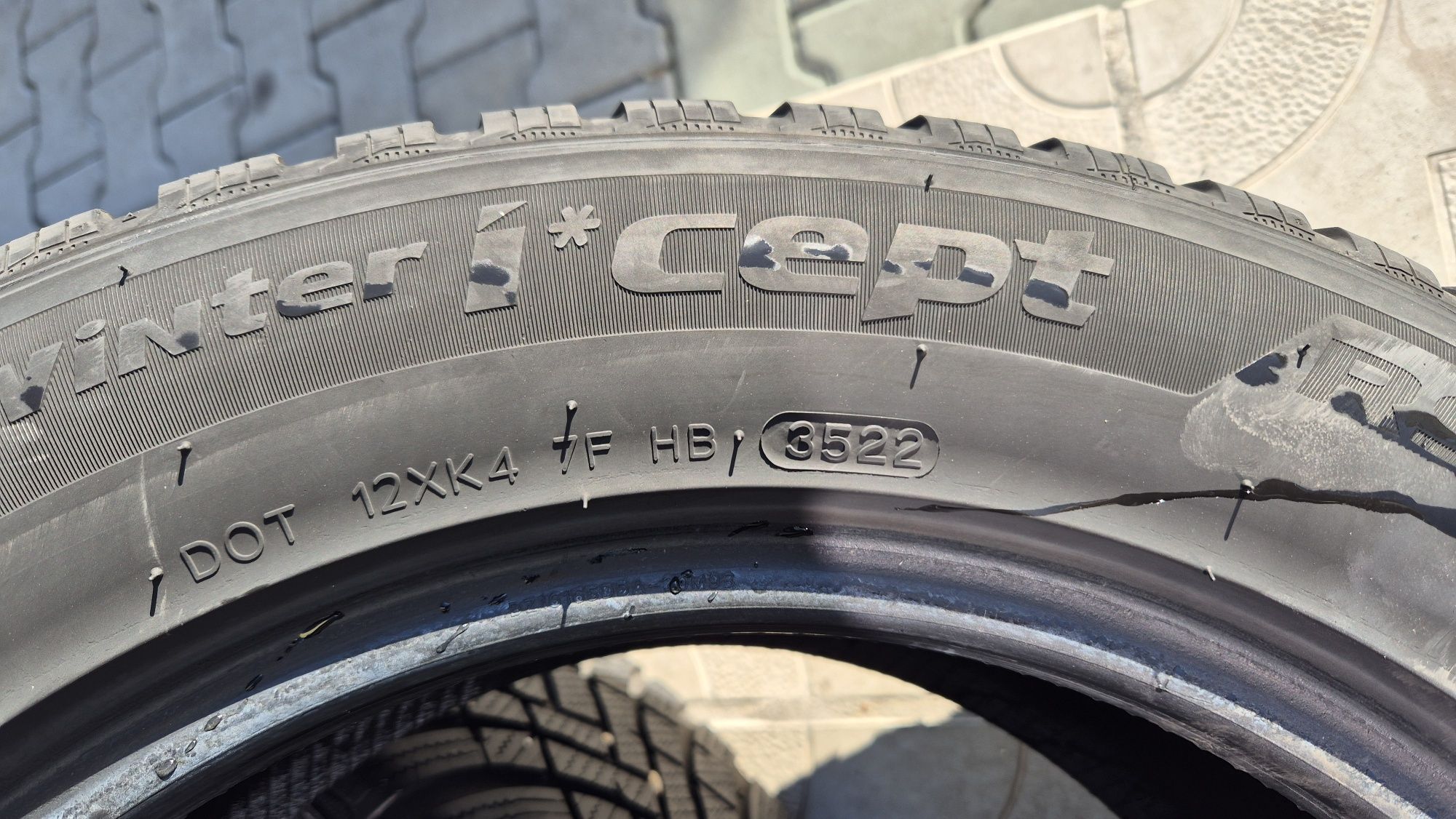 2бр зимни гуми 225/55/16 99H HANKOOK /22г