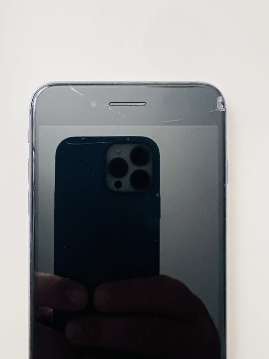 iPhone 8 Plus 7 Plus 13 liber de retea