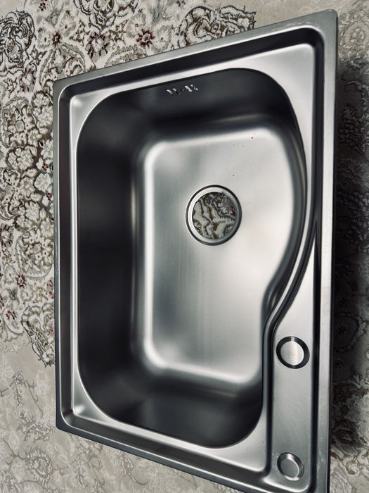 Мойка кухонная новая