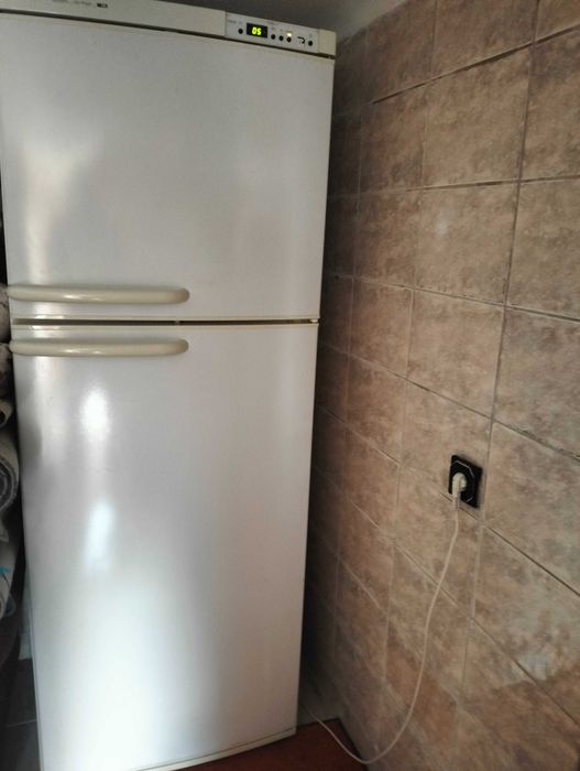 Combina frigorifica Bosh , stare buna.