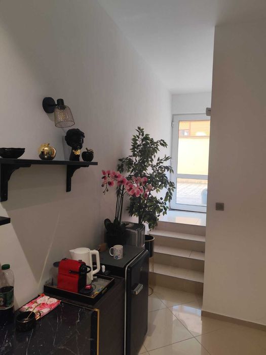 Помещение със статут магазин