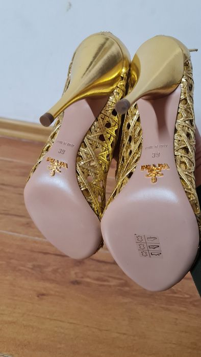 Sandale pantofi Prada original okazie
