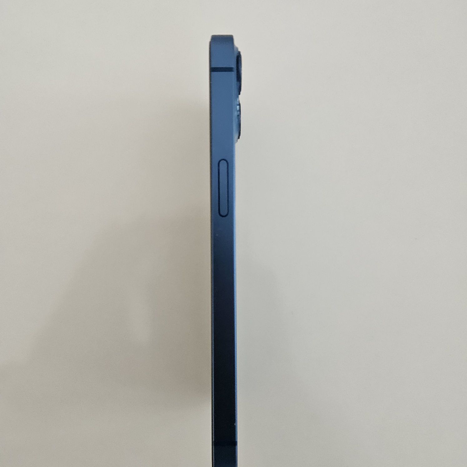 iPhone 13 син 128GB