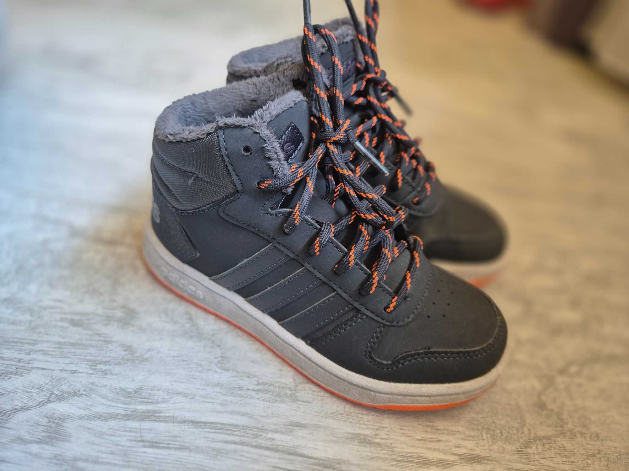 Ботуши и маратонки Адидас adidas боти 26 31