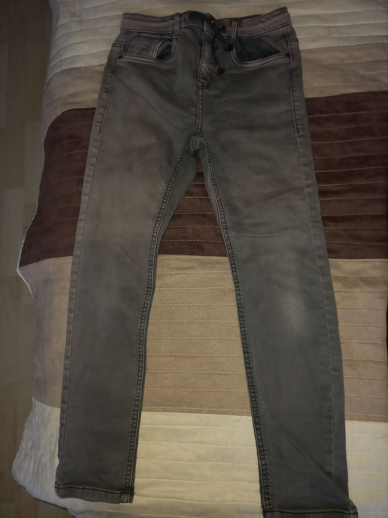 Дрехи за момче ZARA