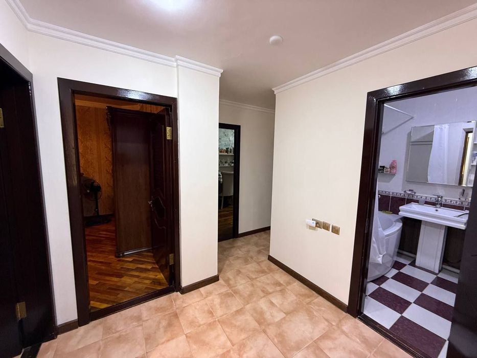 Ц 2 , Аллея Гоголя/Алайский - 3 комнатная квартира 85м², рядом метро .