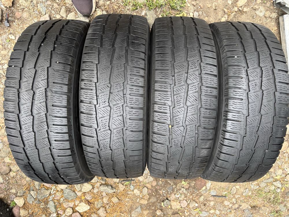 215/65 R16C 4бр зимни гуми
