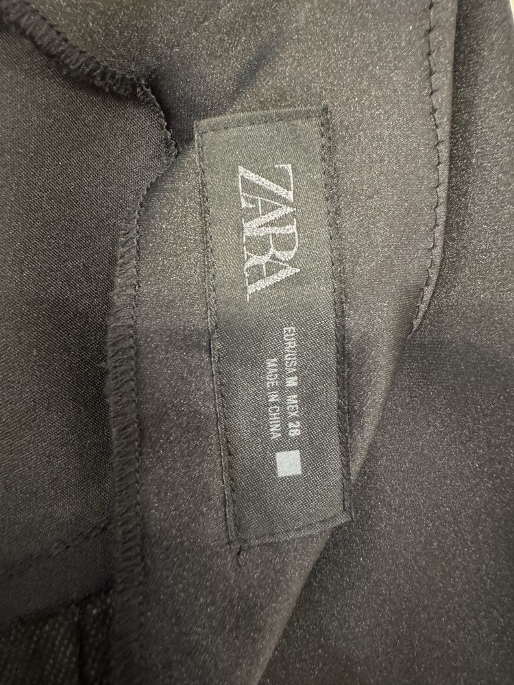 Сатенена рокля Zara