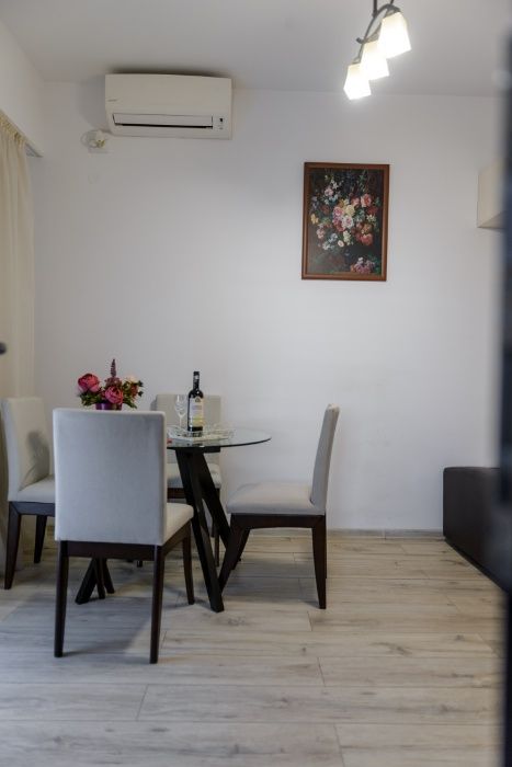 IS Cazare Regim Hotelier Ap 1-2-3 Cam Palas Mal-Centru-Newton Vouchere