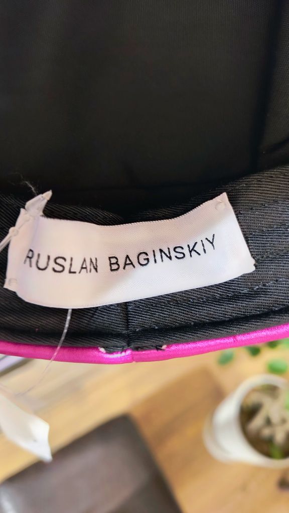 Дамска шапка "Ruslan Baginskiy"