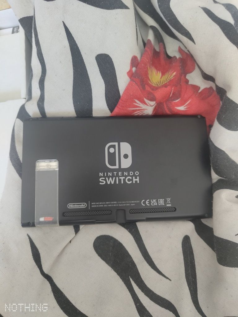 Nintendo Switch V2+32gb sd card