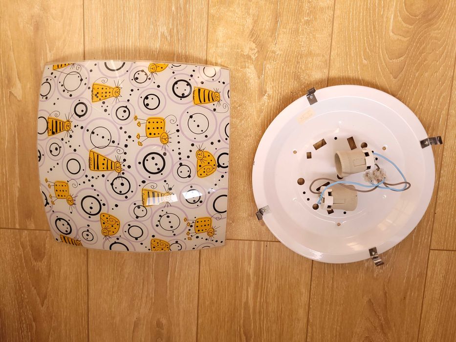 Plafoniera Aplica Klausen Ruffy 400, metal, abajur sticla cu desen