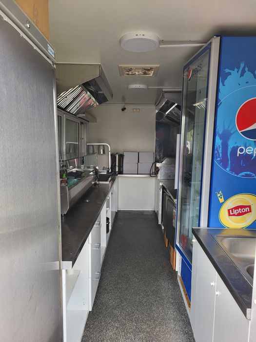 Rulotă comercială fast-food , food-track, leasing