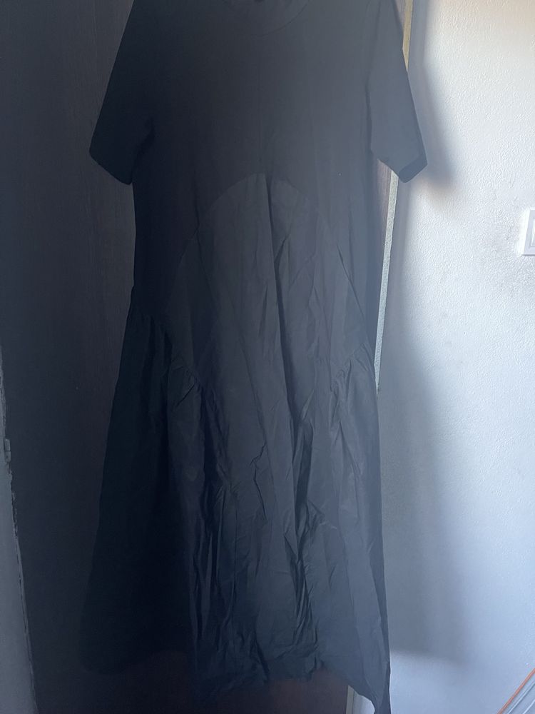 Rochie   lunga  neagra