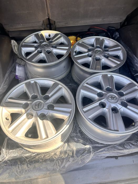 Джанти Toyota 6x139.7 R15
