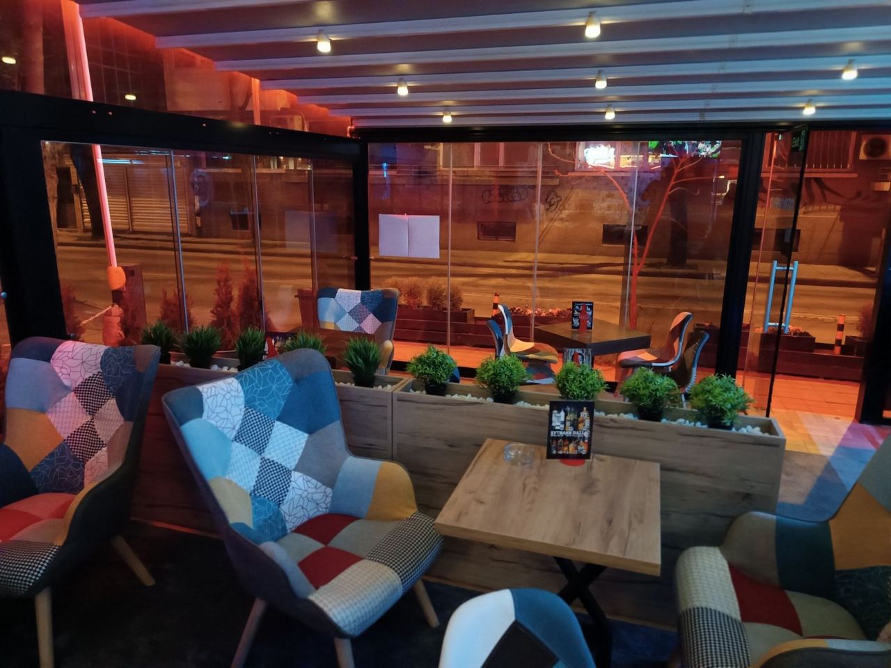 Дава се под наем Заведение в Варна, Галата - 160 кв.м за 950 € - Снимка #7