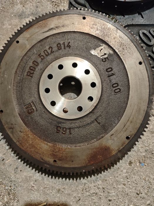 Съединител и маховик Опел Астра Г 2.0дизел 101коня