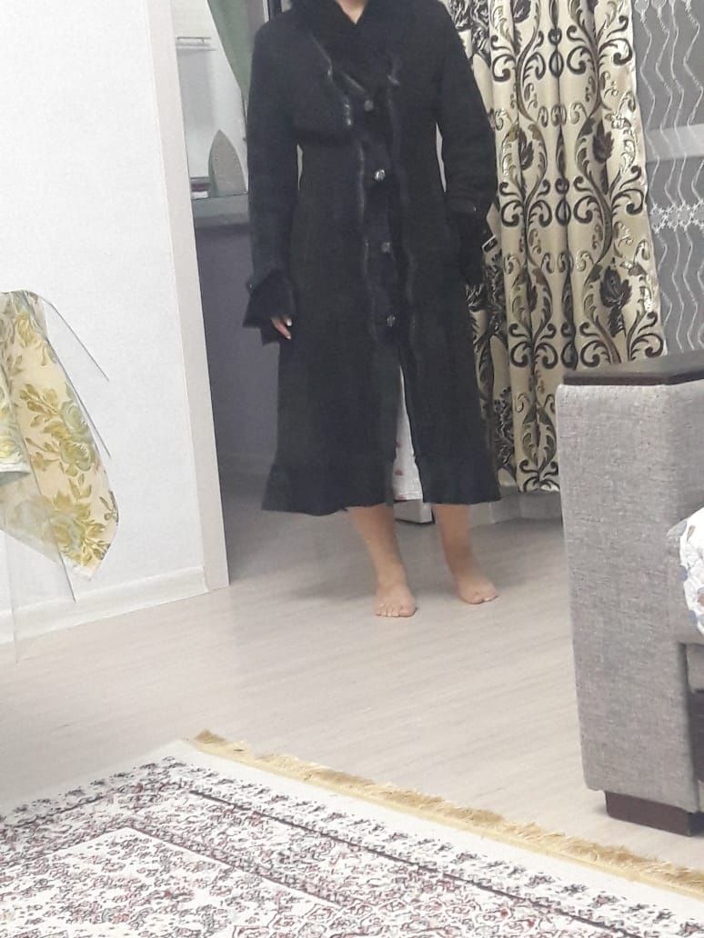 Продам женскую верхнюю одежду