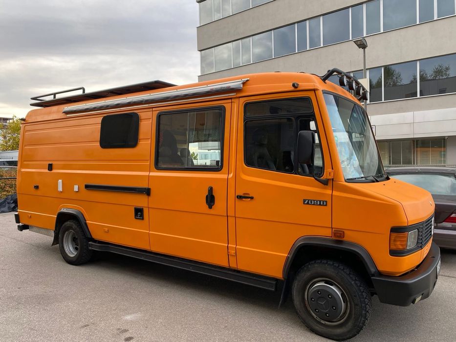 Кемпер Mercedes 709 D