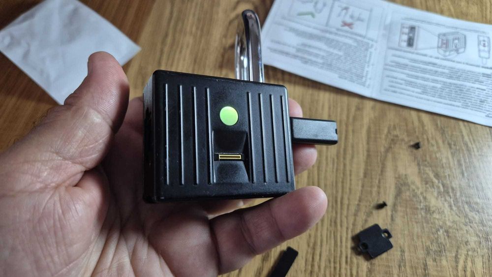 lacat cu cifru amprenta  -IfINGER LOCK-Model DB66-America