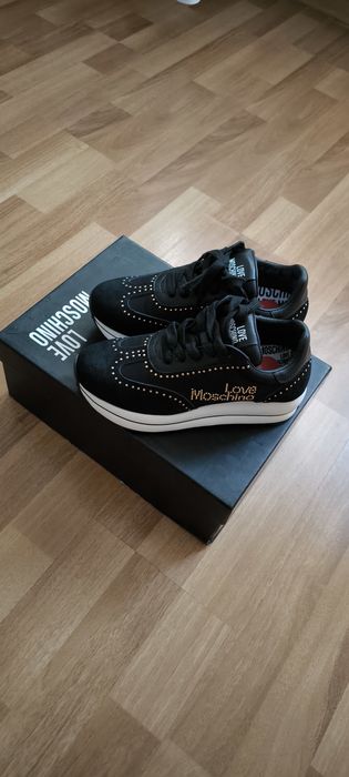 Adidași Moschino dama mărime 35