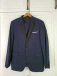 Costum Mire ca nou