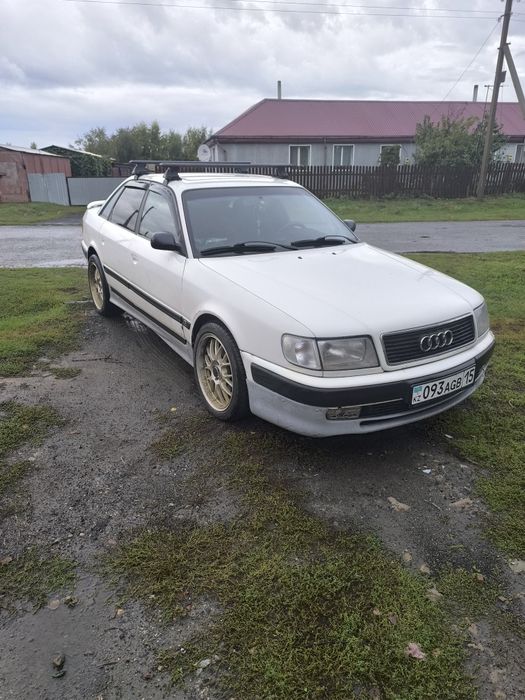 Продам Ауди 100 с4